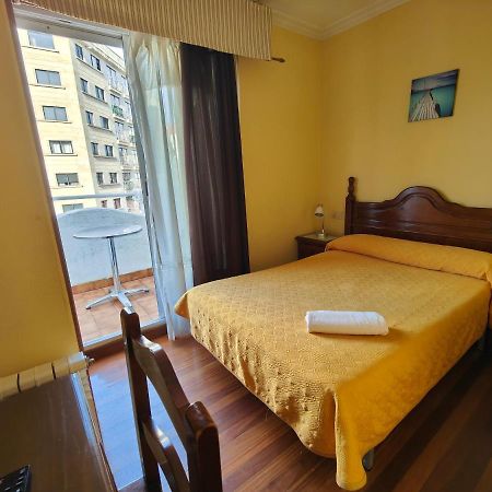Pension Residencia Buenos Aires Виго Экстерьер фото