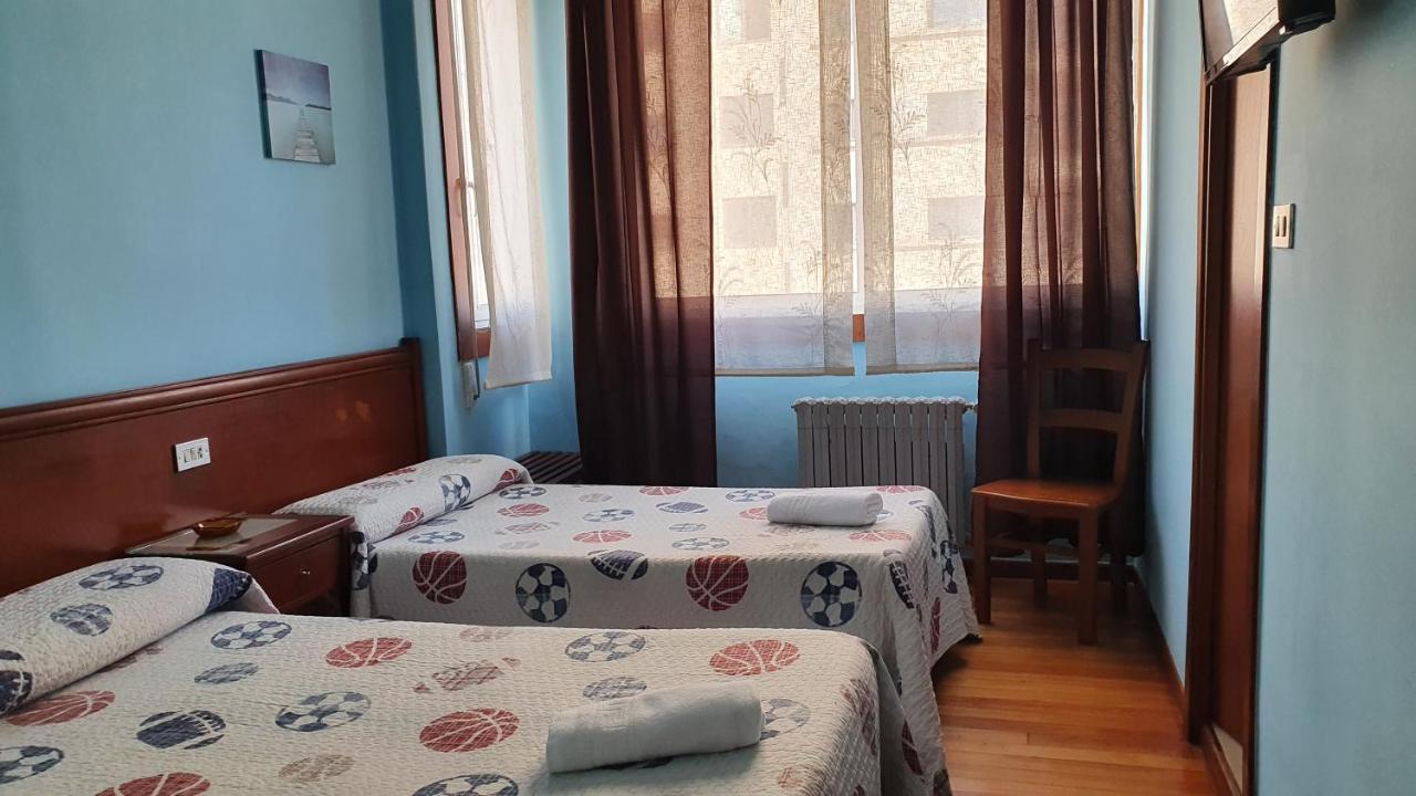 Pension Residencia Buenos Aires Виго Экстерьер фото
