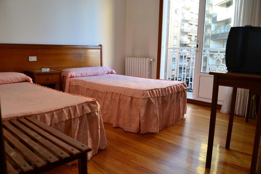 Pension Residencia Buenos Aires Виго Экстерьер фото