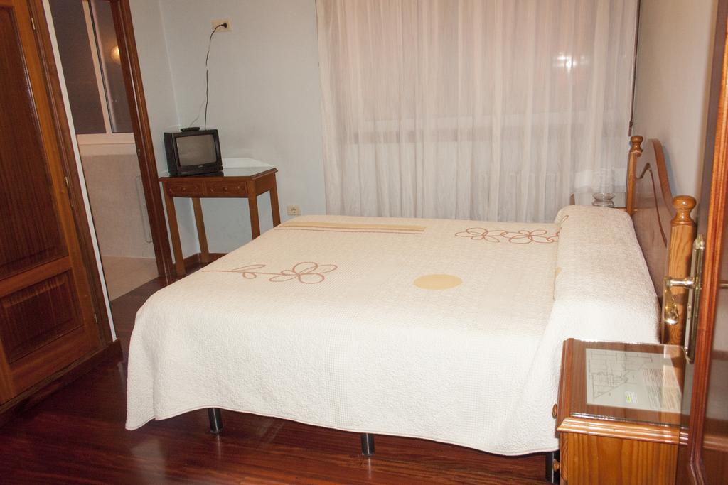 Pension Residencia Buenos Aires Виго Экстерьер фото