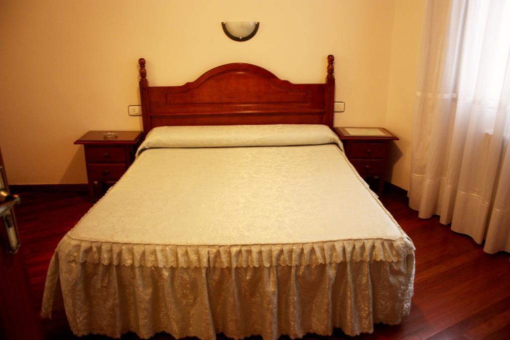 Pension Residencia Buenos Aires Виго Экстерьер фото